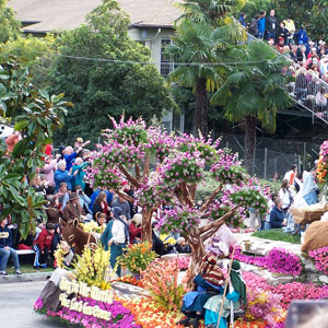 TOURNAMENT OF ROSES GLOBUS